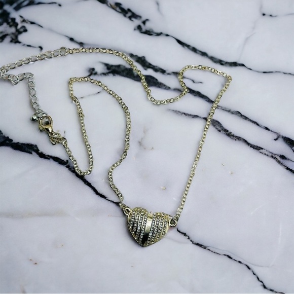 Heart Rhinestone Gold Tone Pendant Chain Necklace - Picture 2 of 6